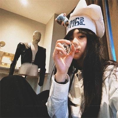 冲破黎明前的黑暗